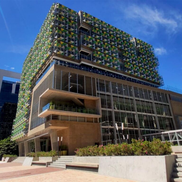 La Universidad EAN optimiza procesos con OnBase